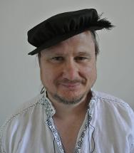 Renesanční baret na prodej